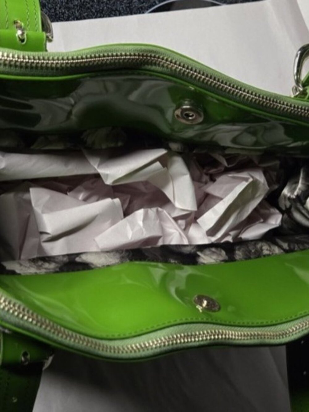TED BAKER LONDON GREEN PATENT LEATHER SATCHEL SHOULDER BAG PURSE FLORAL LINING - Picture 5 of 7